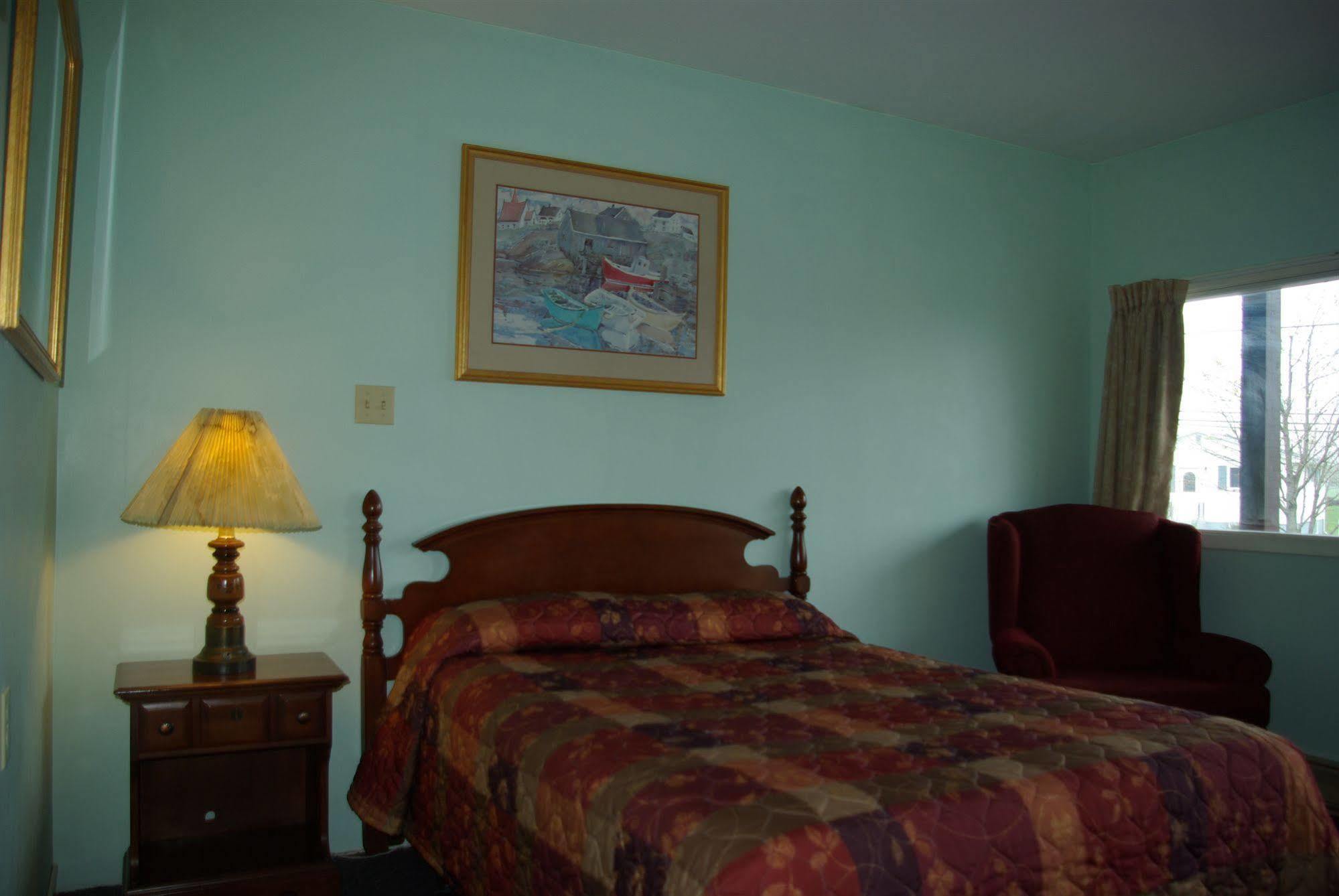 Tidal Bore Inn Truro Exterior foto